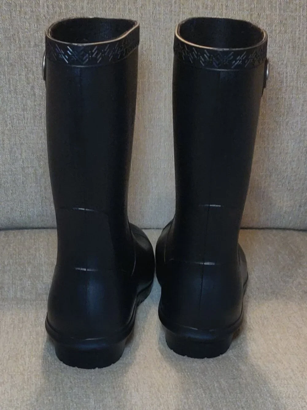 UGG Sienna Black Matte Rain Boots Women's US 8